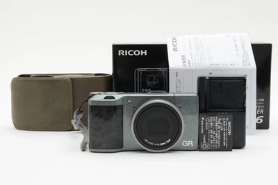 SH:217 [ Almost Unused w/BJ-6] Ricoh GR limited 16MP APS-C Digit/ Camera From JP - Image 1 of 4