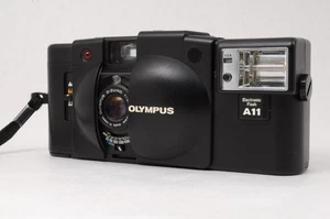 Cámara fotográfica Olympus XA2 negra apuntar y disparar 35 mm flash A11 de JAPÓN - Imagen 1 de 15