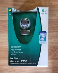 LOGITECH WEBCAM C250 BUILT-N-CAMERA USB NEW-SEALED - Photo 1/4
