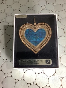 NATION’S TREASURES  Precious Paua Shell Heart Inlaid in 24k Gold Flashed Brass - Picture 1 of 3