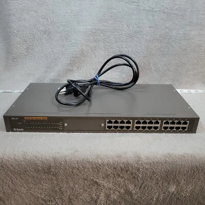 D-Link DSS-24+ 24-Port 10/100 Fast Ethernet Switch with Power Cable - Image 1 of 4