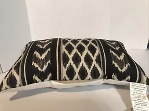 throw pillow with zipper black and tan. new - Picture 1 of 1