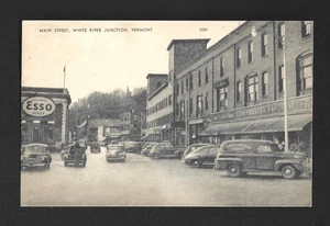 POSTCARD: WHITE RIVER JUNCTION, VERMONT - VIEW OF MAIN STREET - ESSO SIGN - Picture 1 of 2