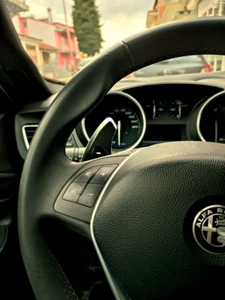 Alfa Romeo Giulietta / Mito Paddle Shift Extention Palette cambio Volante - Imagen 1 de 5