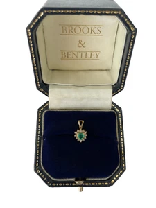 Emerald & Diamond Pendant 9ct Gold Heart cut Emerald & Diamond Cluster Pendant - Picture 1 of 16