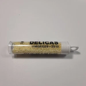 Miyuki Delica 11/0 - Esmalte Amarillo Pálido - 7,5 gramos (B3943) - Imagen 1 de 2