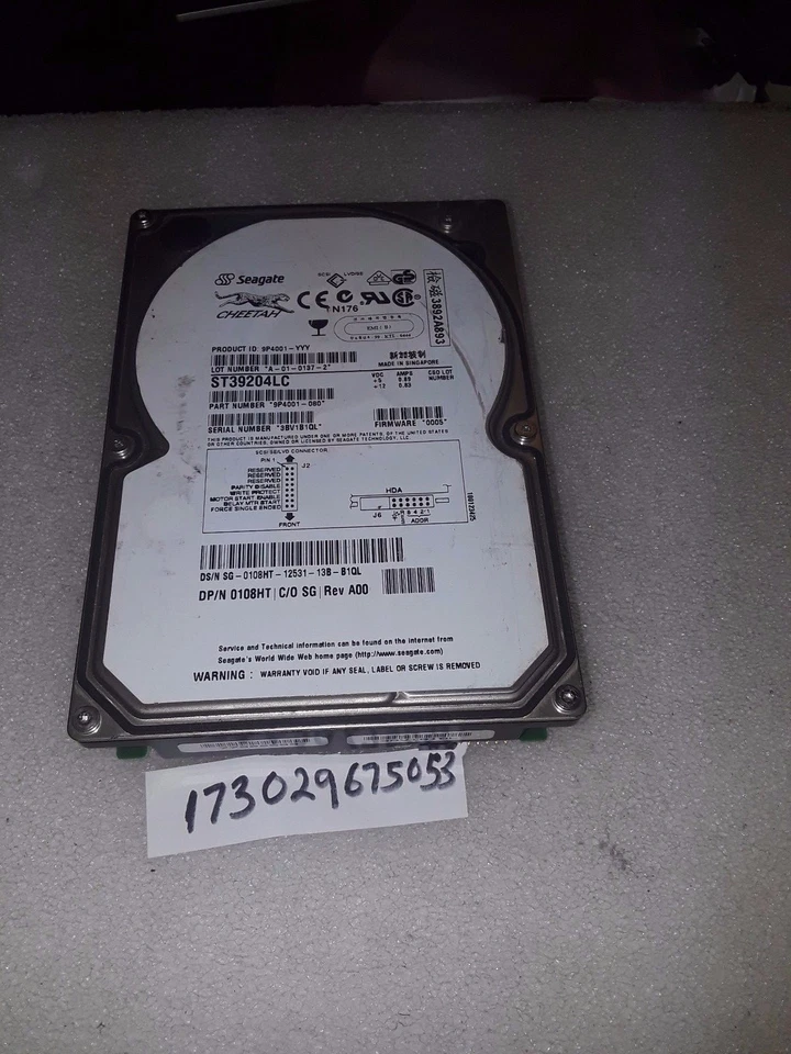 Seagate Cheetah 18XL 9.2 GB 10000 RPM,3.5" ST39204LC FW: 0005 P/N: 9P4001-080  - Image 1 of 1