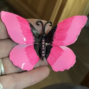 Große Emaille Schmetterling Pin Hot Pink Groovy Metall Schmetterling Pin Vintage 1970 3,5"x2,5" - Bild 1 von 5