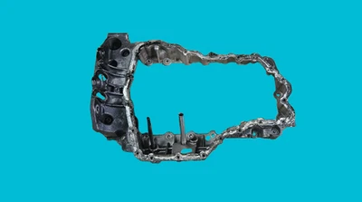 Land Rover Freelander 2 L359 2010 2,2 diésel 224 DT motor superior suma de aceite Foto 1 de 4