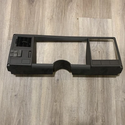 1988-1994 Chevrolet C1500 K1500 Silverado Cluster Bezel Dash Trim OEM 15605971 - Image 1 of 4