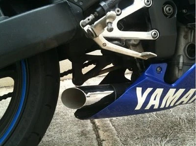1998 to 2003 Yamaha YZF R1 Short Motorcycle Gp Stubby Exhaust black - Image 1 of 4