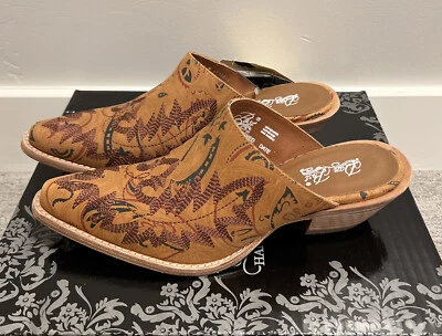 Nuevo en caja Catálogo Sundance Dan Post Cuero Bordado “Kailani Mules” talla 8.5-9 $178 Foto 1 de 4