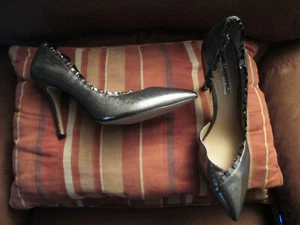 Karl Lagerfeld silver tone leather upper heels,size 9 1/2 M  - Foto 1 di 2