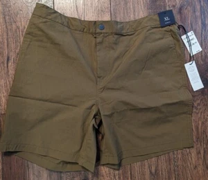 Treasure & Bond Men Olive Tree Green Slim Fit Elastic Waist Shorts X-Large NWT - Picture 1 of 15
