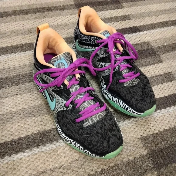 Preços baixos em Nike Timothy Goodman x KD 15 EP Brooklyn Courts