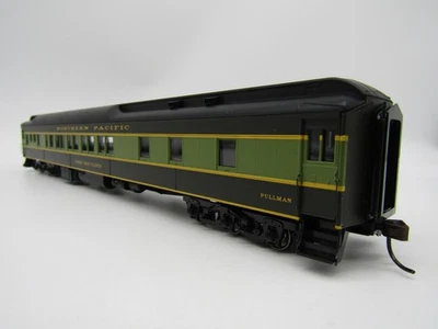 Atlas HO 10-1-1 Dormitorio - Pacífico Norte "Nube Roja Principal" (Verde Dos Tonos) Foto 1 de 3