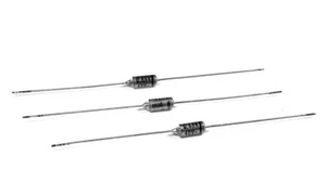 0.68uF 40V ±10% SIEMENS CAPACITOR TANTALUM SOLID AXIAL (5 pieces) - Picture 1 of 2
