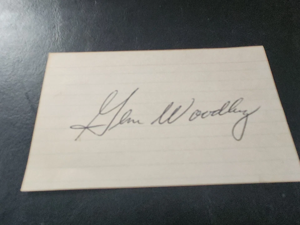 GENE WOODLING SIGNED Index Card Yankees - Image 1 of 1