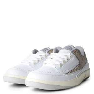 Air Jordan Retro 2 Low Mens Basketball Shoes DV9956 100 White Grey 10 NIB - Picture 1 of 7
