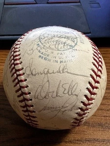 1975 PIRATES TEAM SIGNED AUTOGRAPHED OAL MACPHAIL BASEBALL! DOCK ELLIS, STARGELL - Picture 1 of 6