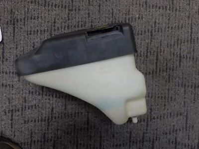 92-97 SUBARU SVX LAVABRISAS LÍQUIDO Botella Bomba Foto 1 de 3