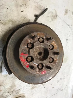 2004-2008 Chevrolet Colorado Driver Left Front Spindle Knuckle - Image 1 of 2