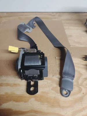 Cinturón de seguridad delantero izquierdo Honda Odyssey 2005 2006 2007 2008 2009 2010 OEM Foto 1 de 4