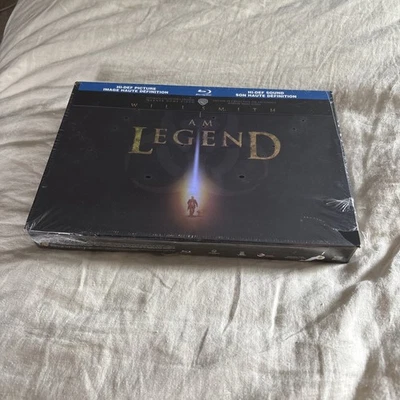 I AM LEGEND 3 Disc Ultimate Collector's Edition- DVD boxed set.  - Image 1 of 4