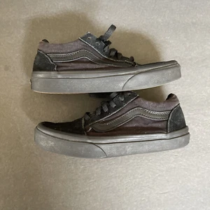 Scarpe da skate VANS Old Skool per bambini triple nere scamosciate/tela taglia 13,5 - Foto 1 di 8