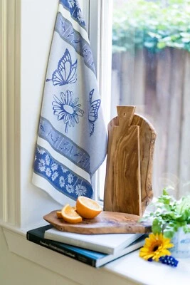 CRYSTAL ARROW Daisy Butterfly Jacquard Kitchen Dish/Tea Towel Flowers 100% Cotton Czech