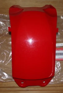 SUZUKI KING QUAD 450,500,700,750 RED FRONT FENDER CENTER COVER 53119-31G05-YT9 - Picture 1 of 4