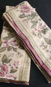 1990's Curtain Panels x 2 - Burgundy/Gold - Large Roses Pattern - 63" x 82" - Bild 1 von 8