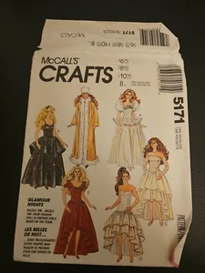 Simplicity & McCall's Sewing Patterns- Crafting, Doll Clothing, Toys, cut - Picture 1 of 3