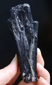 222g Natural Columnar ilvaite Bright surface mineral specimen/Inner Mongolia - Picture 1 of 8