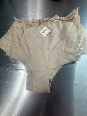 Calzoncillos Anthropologie de cintura alta de encaje tostado talla L/XL Foto 1 de 4