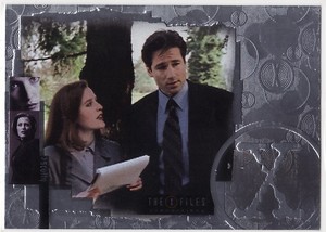 X-Files : Connections Parallel Card XC10 - Scully & Mulder