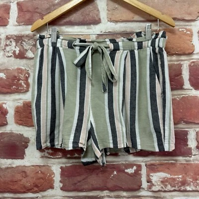 Pantalones cortos Express Shortie tiro súper alto para mujer medianos multicolores a rayas Foto 1 de 4