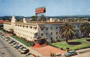 SANTA CRUZ California HOTEL CASA DEL REY c1950 autos cromados postal vintage - Imagen 1 de 2