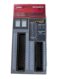 IDEC FS1A-C11S SAFETYONE SICHERHEITSSTEUERUNG - Bild 1 von 2