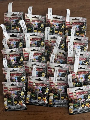 The LEGO Ninjago Movie Minifigures 71019 Complete Set (20) Clipped Bags - Image 1 of 3