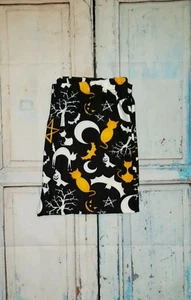 Buttery Soft HAPPY HALLOWEEN Leggings-CURVY - Picture 1 of 5