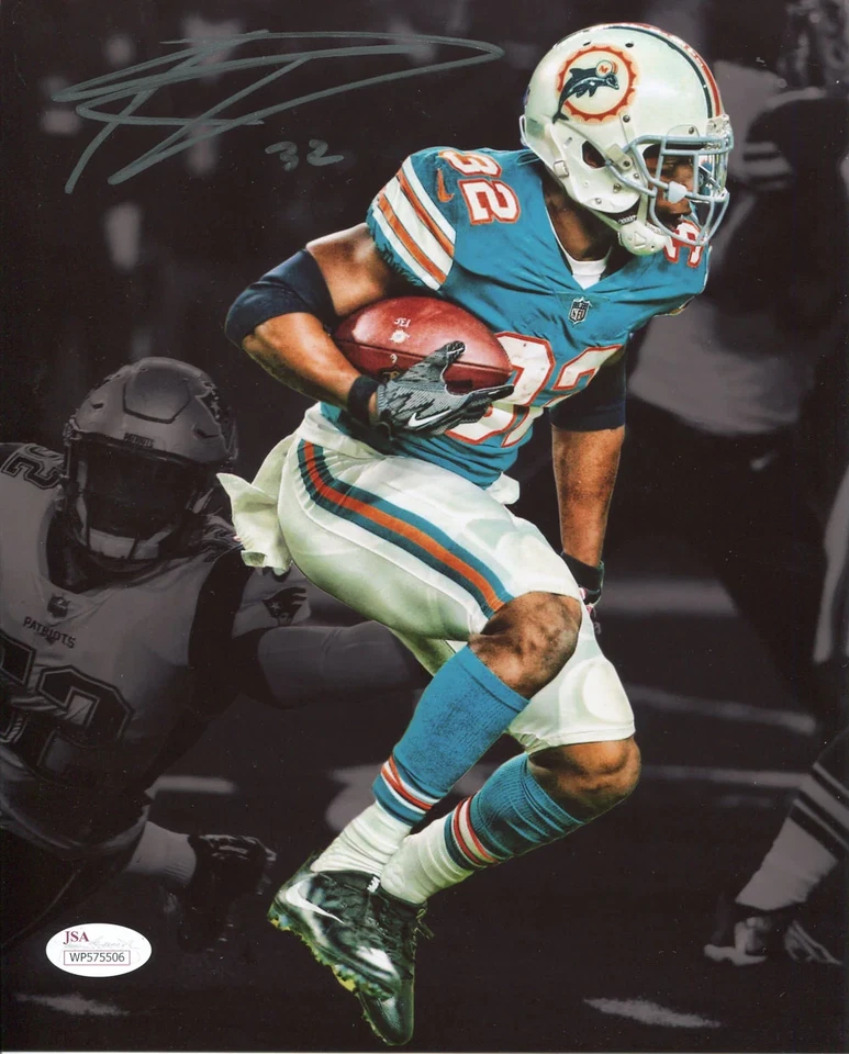 Kenyan Drake Autographed 8x10 Blackout Photo (JSA) - Image 1 of 1