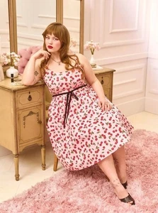 NUEVO Vestido Turín Retro Chic Cerezas Rosa Cereza Columpio Popelina Talla Grande 3X Nuevo con Etiquetas - Imagen 1 de 9