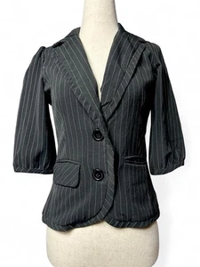 Vintage Y2K Women’s Pinstripe Blazer Size S 3/4 Sleeve Office Goth Grunge - Picture 1 of 6