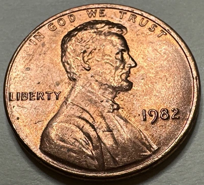 1982 Small Date Lincoln Memorial Cent Uncirculated Copper Penny 1c 1133X - Image 1 of 3