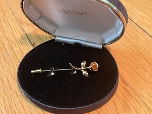 Vintage MONET signed gold rose stick pin hat pin flower 3D brooch /orig gift box - Picture 1 of 20