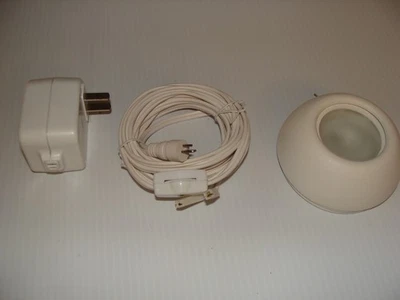 Luz halógena IKEA NO debajo del gabinete/contador (UNO) #17796 500.273.99 12V 10W Foto 1 de 4