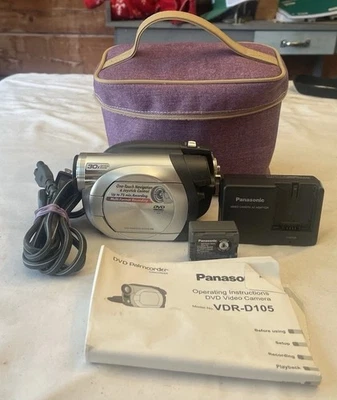 Panasonic Palmcorder MultiCam VDR-D105 DVD Camcorder - Image 1 of 4