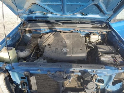Used Engine Coolant Reservoir fits: 2006 Toyota Tacoma 4.0L 1GRFE engine 6 cylin Foto 1 de 4
