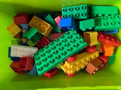 BOX OF LEGO DUPLO 84 PIECES IN PERFECT CONDITION ALL WASHED IN THE DISHWASHER - Image 1 of 4